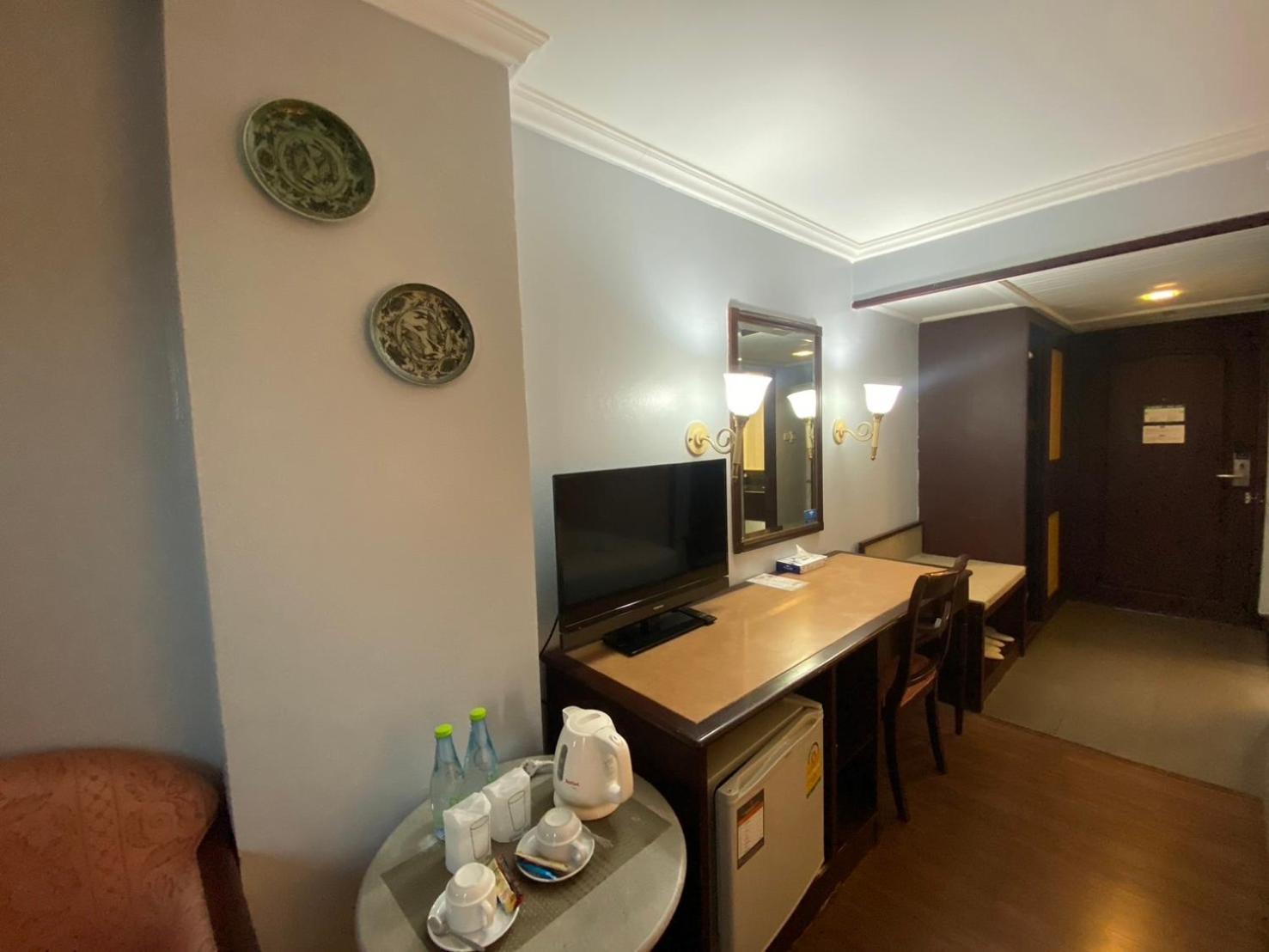 Mayflower Grande Hotel Phitsanulok Ngoại thất bức ảnh