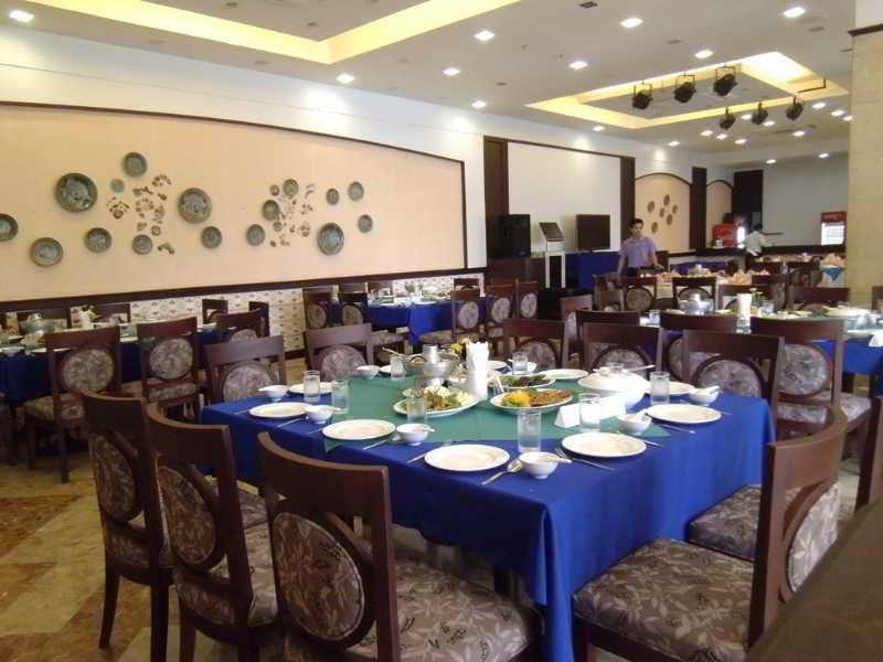 Mayflower Grande Hotel Phitsanulok Ngoại thất bức ảnh